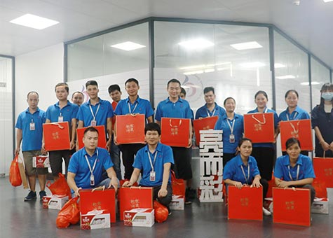 攜手鄰里迎中秋，擁抱祖國慶國慶！