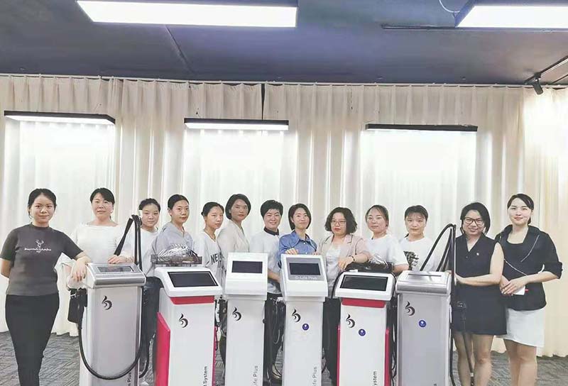 小氣泡美容儀器有什么作用？多久做一次更好？